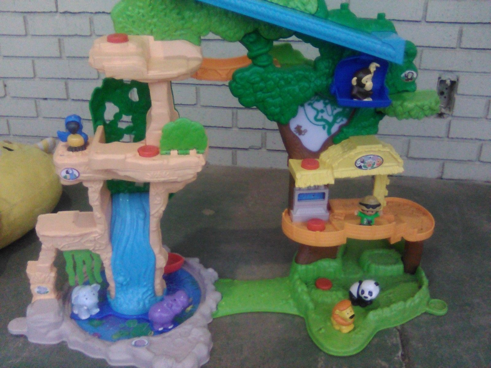 Animal Safari Play Set