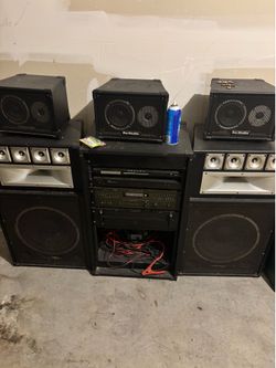 Stereo and DVD player all in one five speakers
