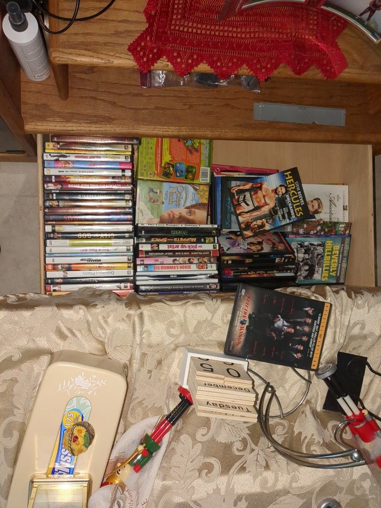 DVDs &VHS,25 Cent's A Piece