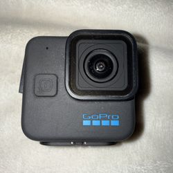 GoPro 11 Black Mini  Waterproof Action Camera 