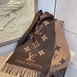 Louis Vuitton Scarf