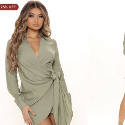 Fashion Nova.