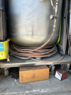 100 gal  air compressor