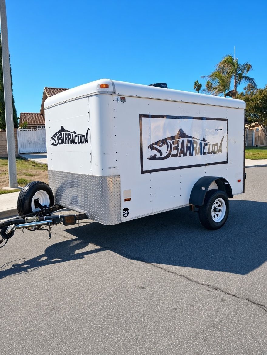 Enclosed cargo trailer with electric brakes for Sale in West Covina, CA ...