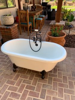 Beautiful tub