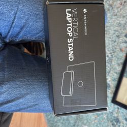 Vertical laptop stand