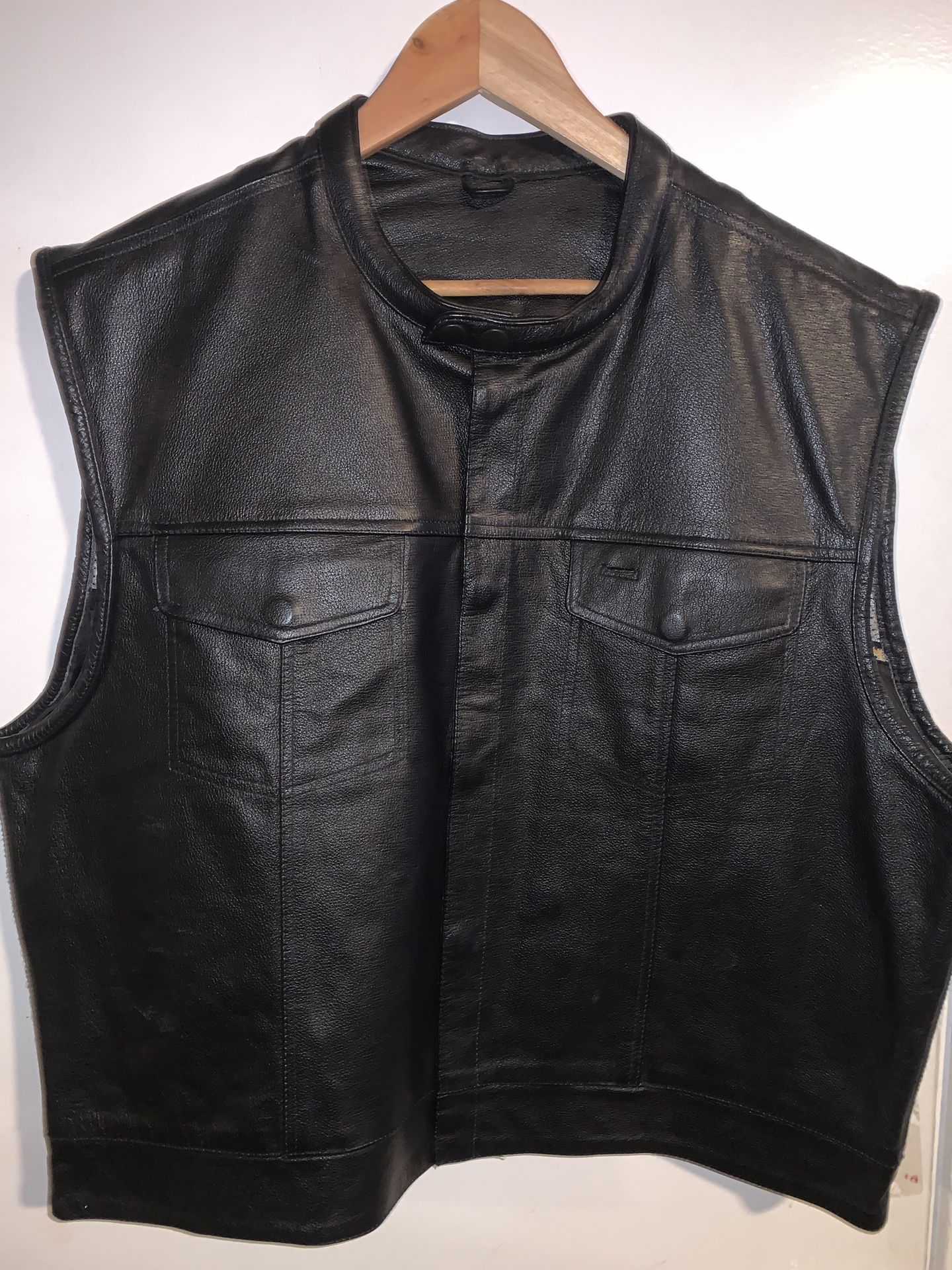 Xelement leather vest (3XL)