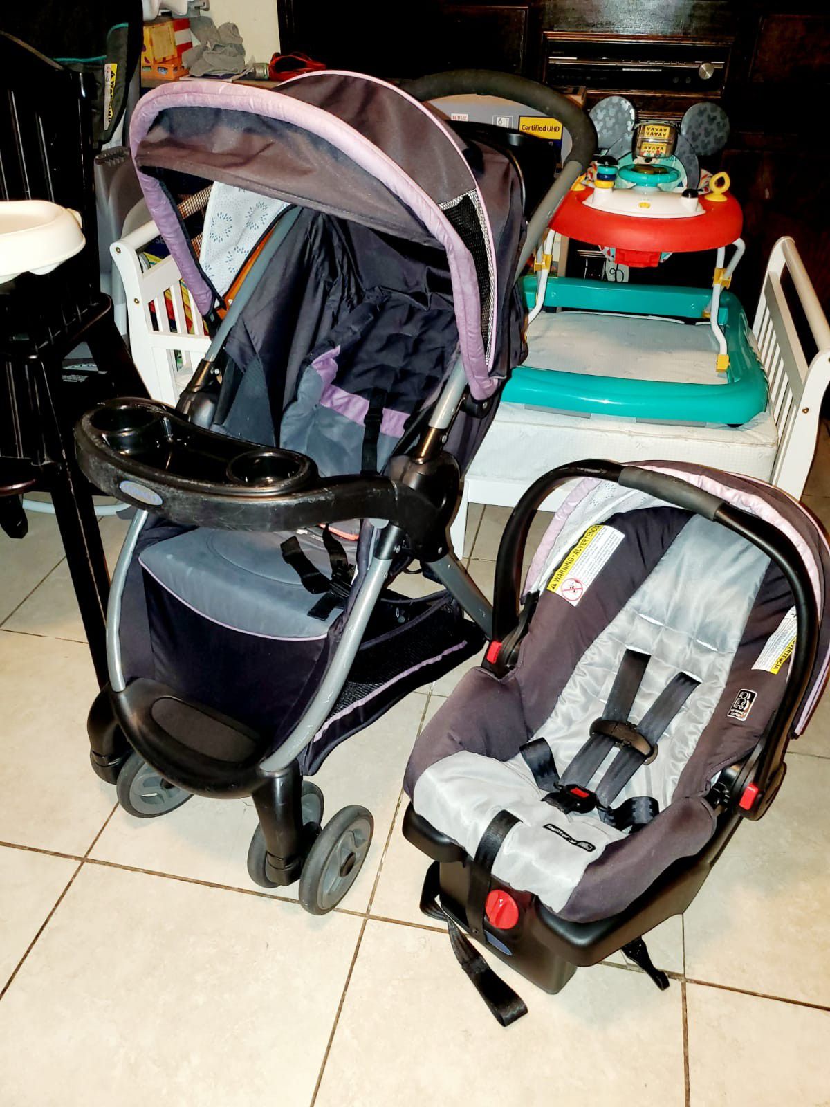 Graco Travel System Set Infant Baby Carseat Car Seat With Base and Stroller (Gray/violet)