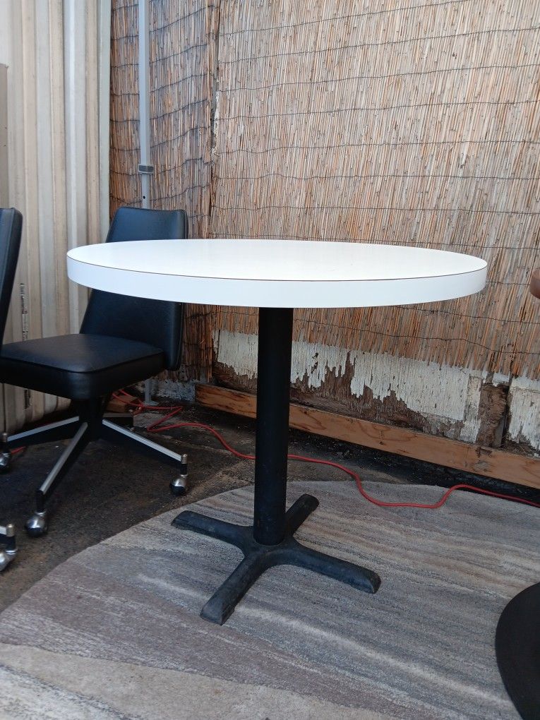 White Bistro/Bar Kitchenette Table With Metal Star Base $145 OBO