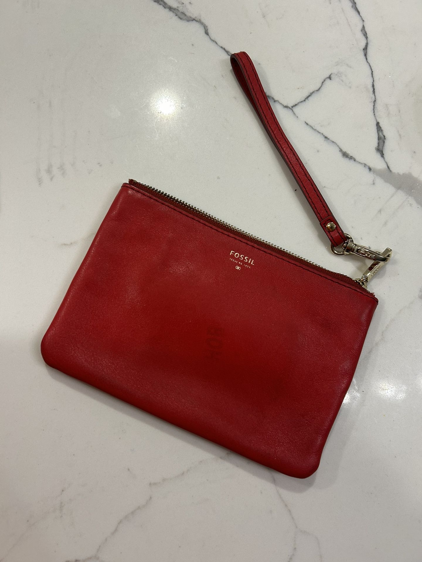 Fossil wristlet, leather, vintage red