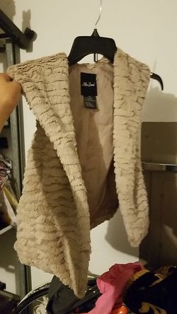 Girls plush vest