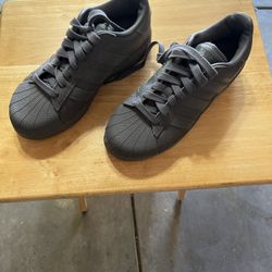 W7 Adidas superstars 