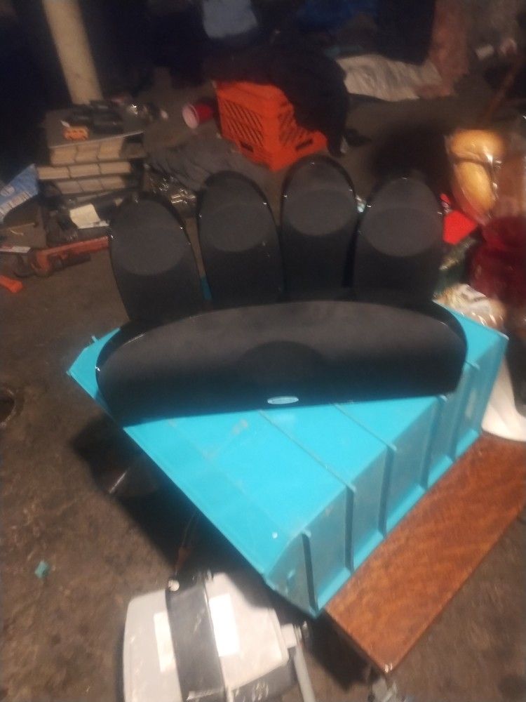 Polk TL 1 Speakers 5 Local Pick Up Only