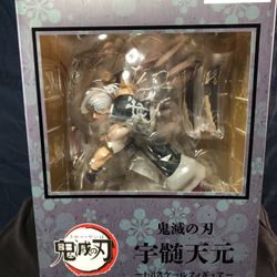 Demon Slayer Kimetsu no Yaiba Tengen Uzui 1/8 Scale