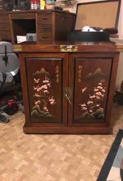 This is a fold out bar strait from Japan!!