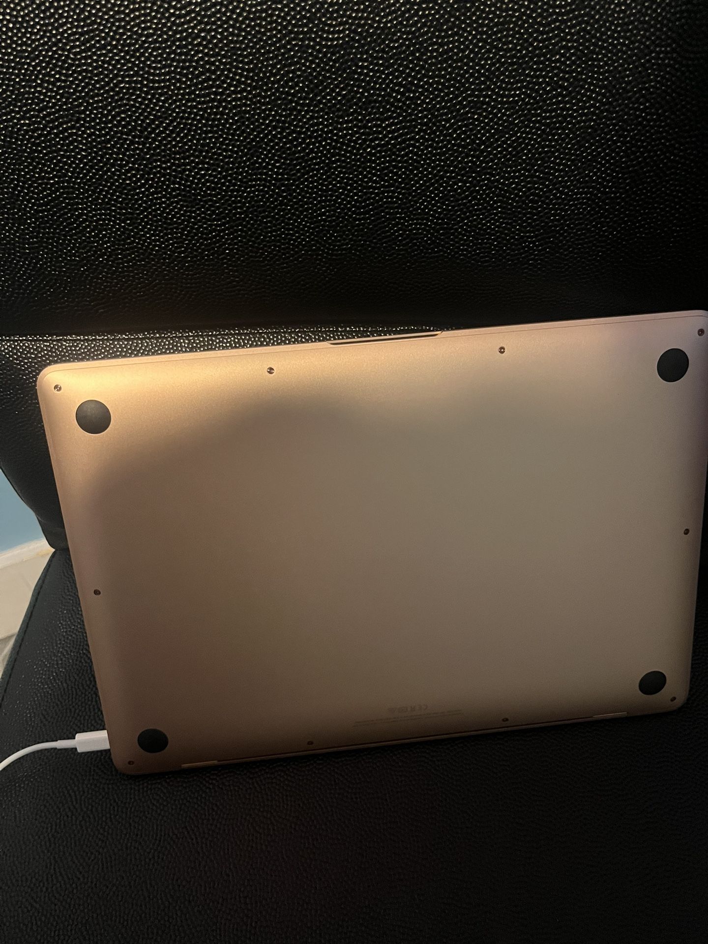 Macbook Air M1 13’ Rose Gold