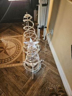 light up christmas tree