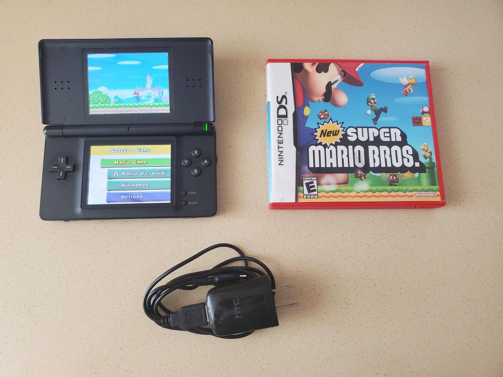 Nintendo DS Lite with Mario game