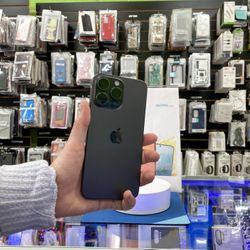 15 PRO MAX 256GB LOCKED FOR T-MOBILE/METRO