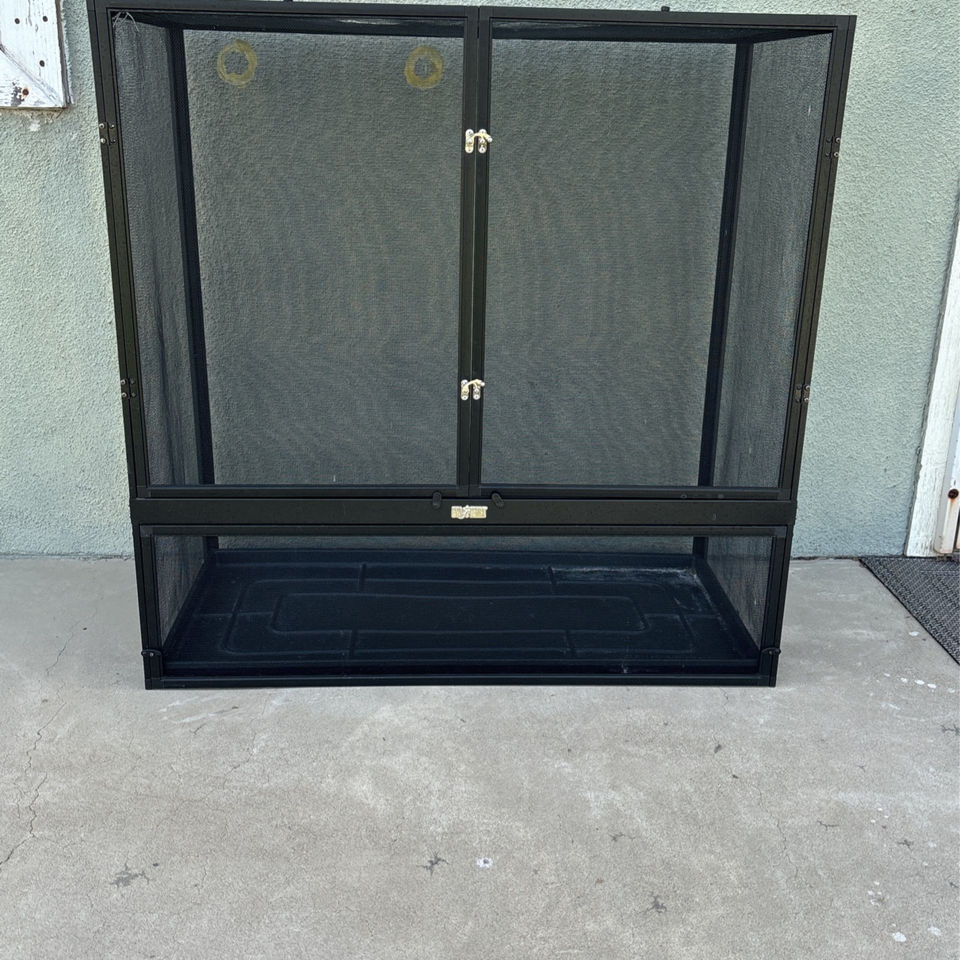 Large Reptile Screen Cage