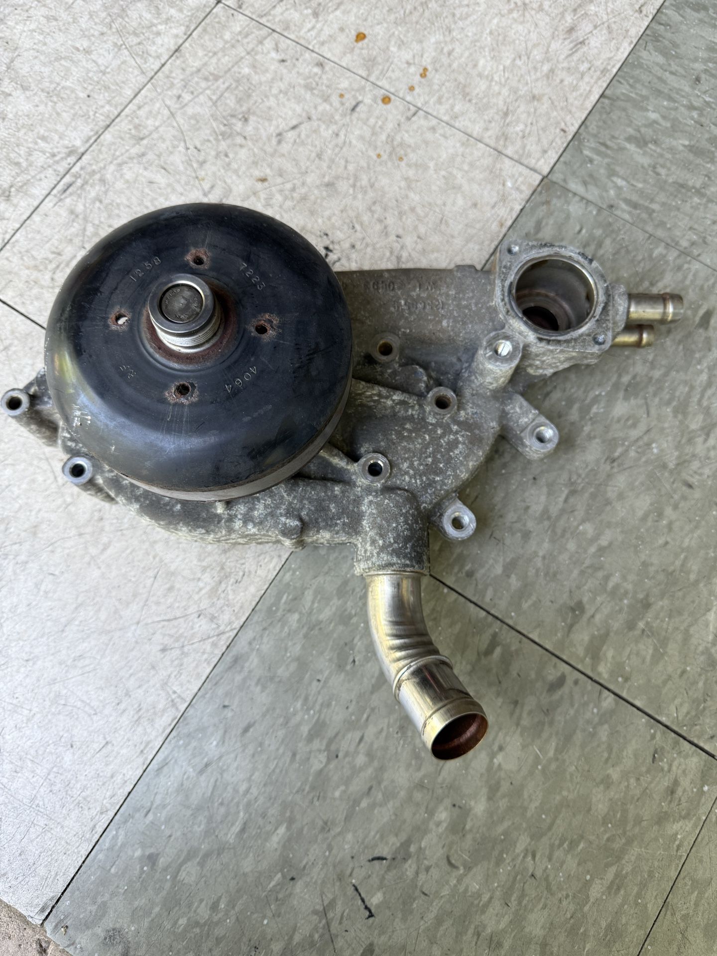 Engine Water Pump Parts for Chevy Express