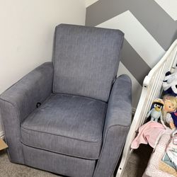 Nursery Chair/ Recliner