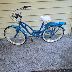Schwinn Catalina Beach Cruiser Bike