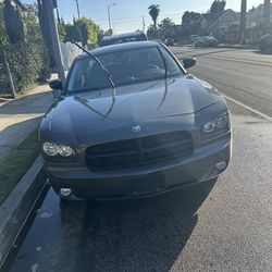 2010 dodge charger
