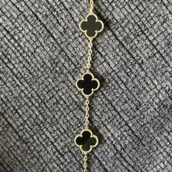 Gold Black clover Bracelet 