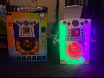 karaoke machine (singing machine)