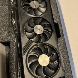 GIGABYTE Radeon RX 7800 XT GAMING OC 16G