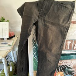 Men’s Levi’s #513. Size 36x32  $10