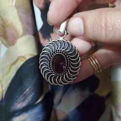 Silver Pendant With Faceted Amethyst 