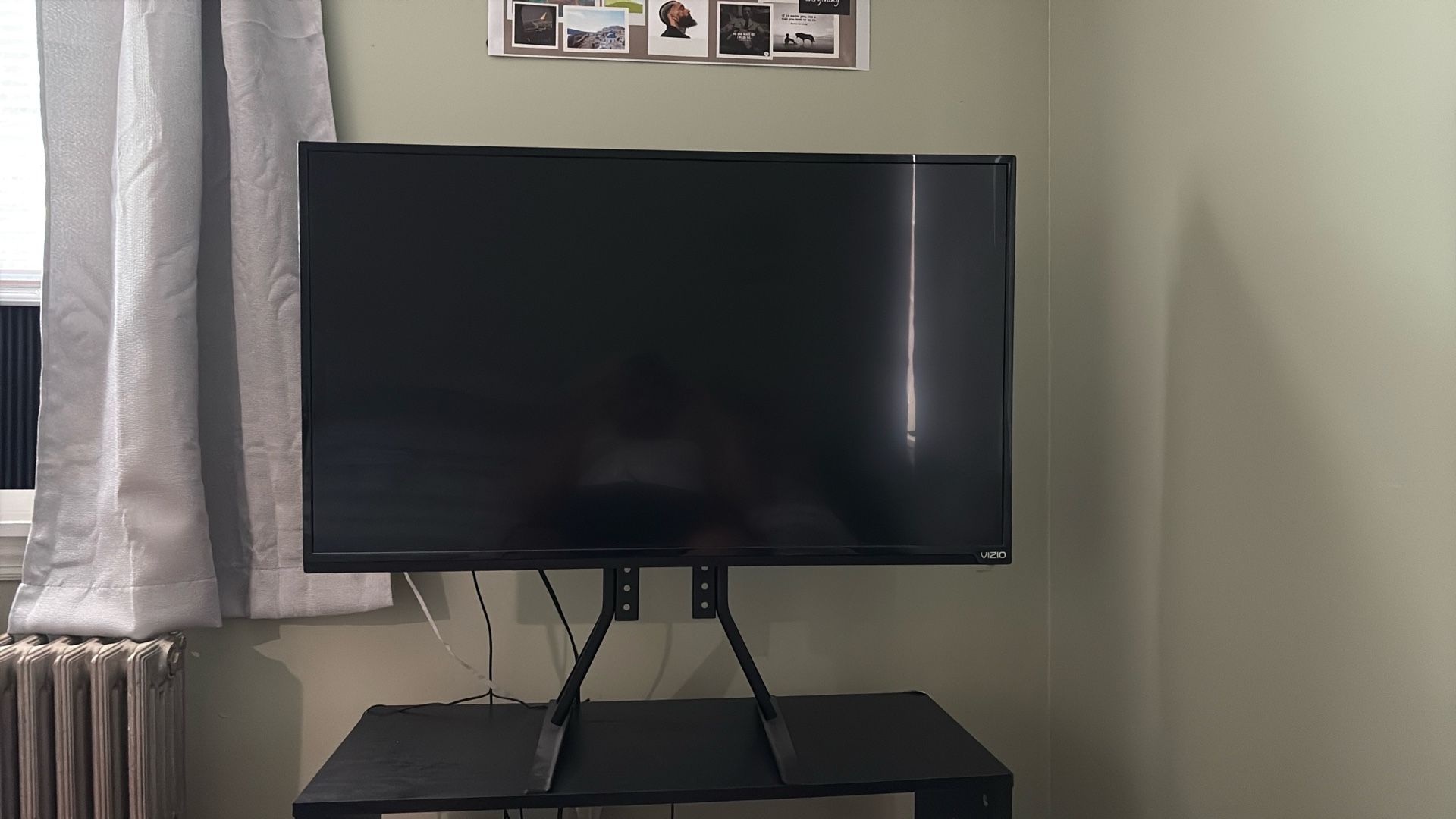 43” Vizio Smart Tv