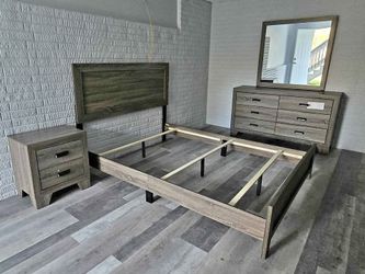 NEW MODERN 4-PIECE BEDROOM SET (AVAILABLE IN KING AND QUEEN)