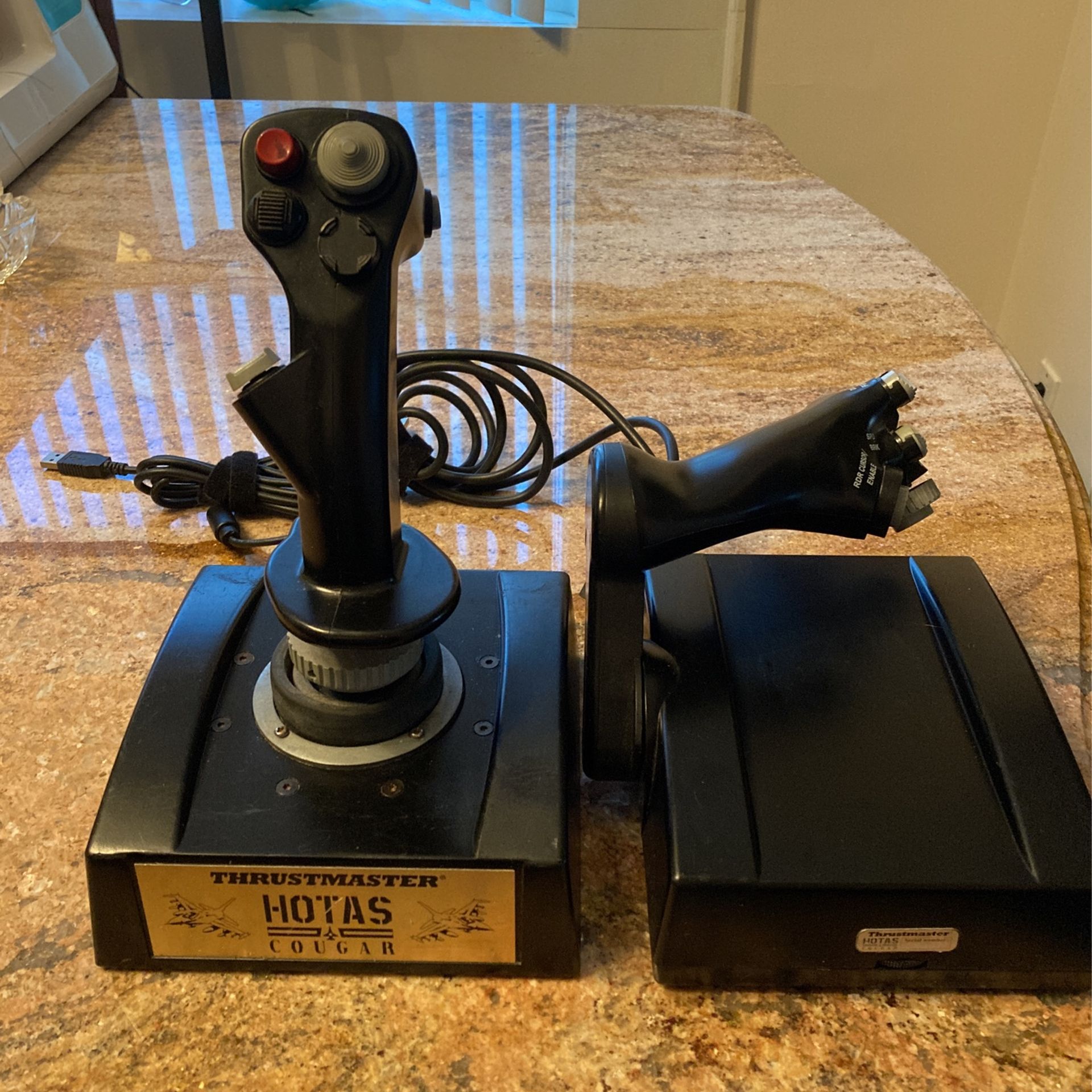 Thrustmaster Hoyas With Joystick