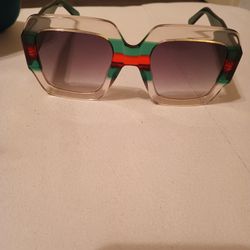 Authentic Gucci Sunglasses/Unisex