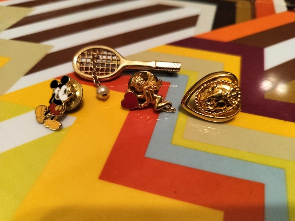 1976 Avon Love Match Brooch Lot