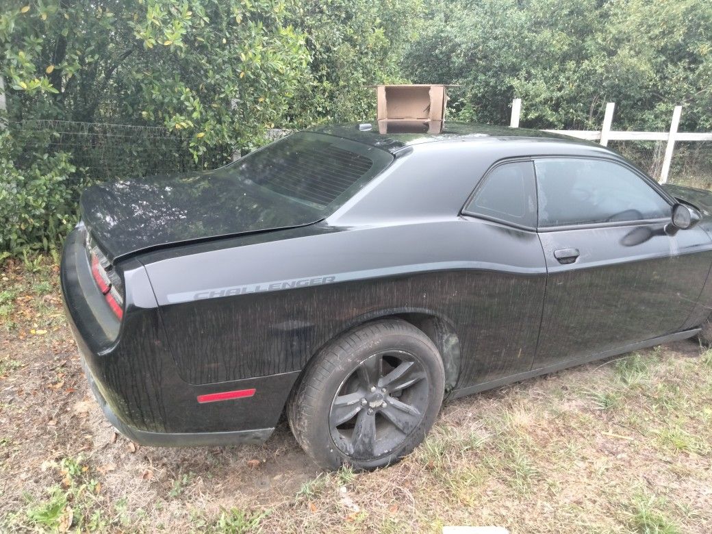 Dodge Charger Parts 