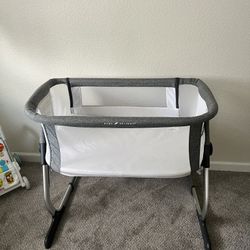 Baby Delight Bassinet 