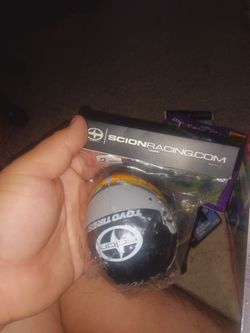 Racing miniature helmet