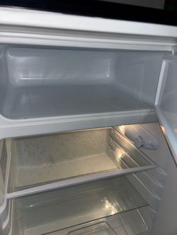 Frigidaire mini fridge
