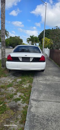2005 Ford Crown Victoria Police