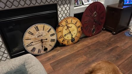 Set of 3 Decorative Wall Clocks