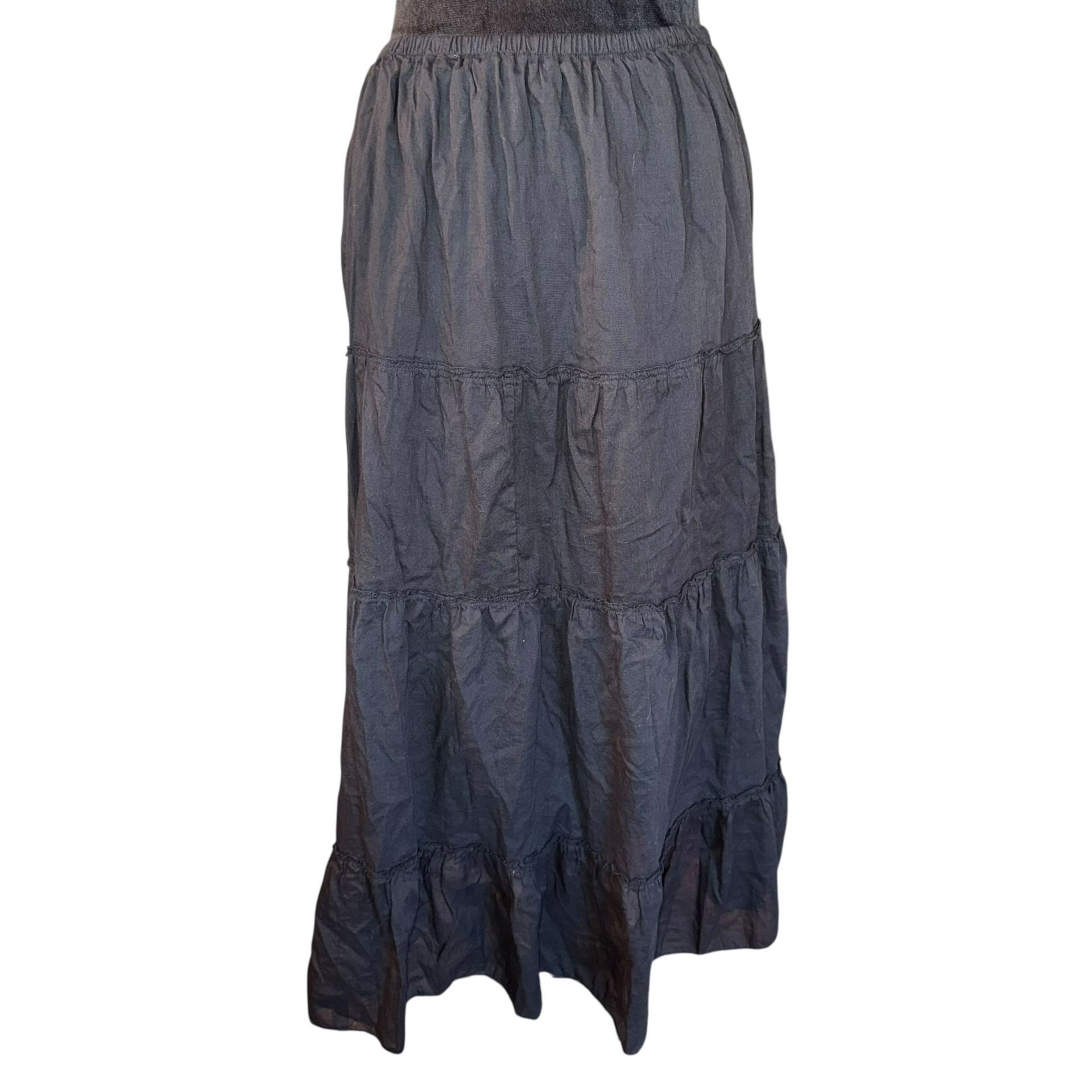 Jane Ashley Comfort Waist Maxi Skirt Size Medium Black 100% Cotton EUC The Jane Ashley Comfort Waist Maxi Skirt in size medium is a stylish and comf