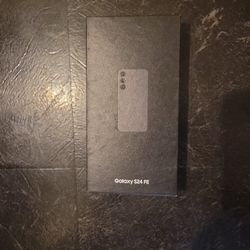 Galaxy S24 128gb (Never Used)