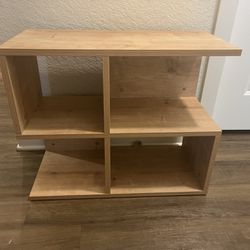 Narrow Side / End Table 