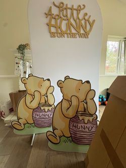 Winnie-the-Pooh Stand up prop