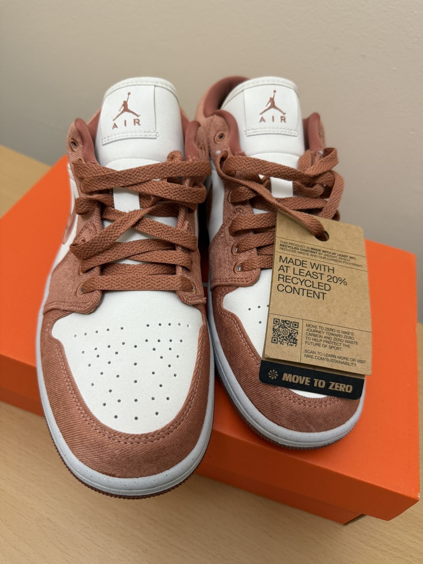 New Jordan 1 lows “sky orange” women’s 10.5/ men’s 9