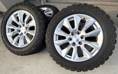 Chevy OEM 20s Wheels On New 33s Tires.